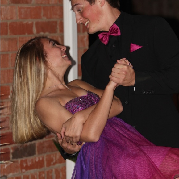 Meet your Posher, Erin - Picture 4 of 4